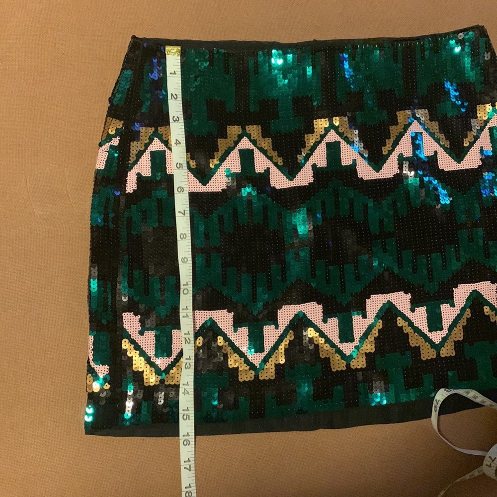 H&M Divided Sequin Aztec Pattern Skirt Size 10 - Picture 4 of 8